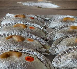Kaju Gujiya