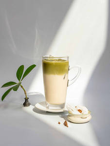 Oat Coconut Matcha