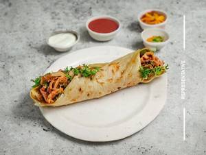 Chicken Schezwan Frankie