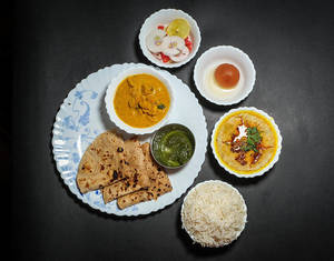 Gatte Ki Sabzi Thali