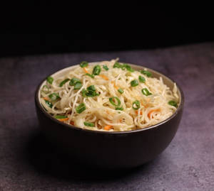 Veg Hakka Noodles
