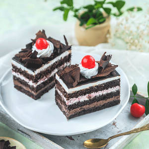 Black Forest Pestry (2 Pcs)