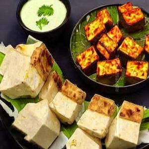 Paneer Muttret