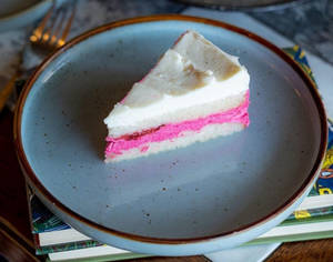 Berry Licious Cheese Pastry