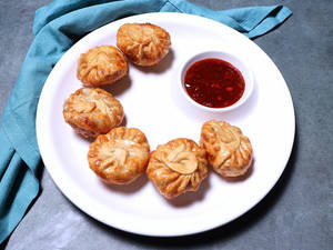 Veg Fried Momos