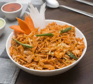Schezwan Chicken Noodles