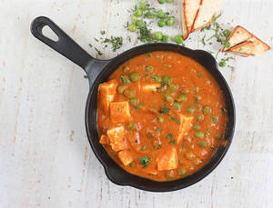 Mattar Paneer