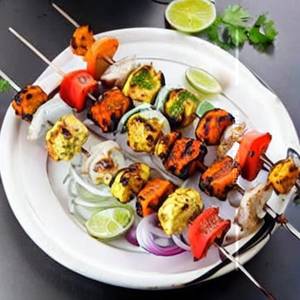 Fifty-Fifty (Half Mushroom Tikka & Half Cheese Tikka)