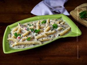 White Sauce Pasta Non Veg