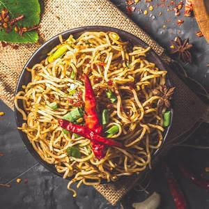 Veg Chilli Garlic Noodles