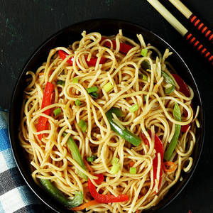 Veg Hakka Noodles