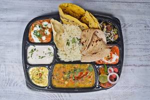 Guru Kripa Deluxe Thali