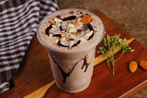 Vanilla Crunchy Thick Shake