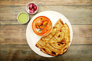 Kadhai Paneer & 2 Laccha Paratha