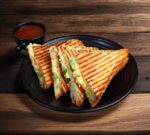 Veggie Delight Sandwich