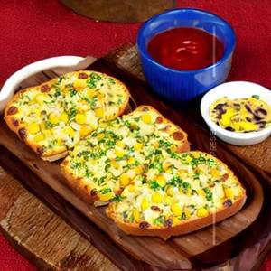 Chilly Corn Garlic Bread