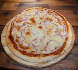Zesty Onion Crunch Pizza