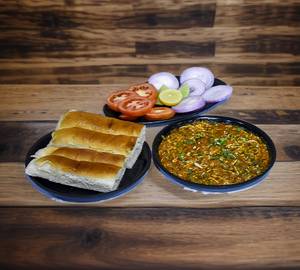 Tomato Khima [2 Egg] With 4 Pav