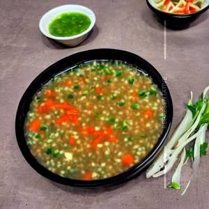Veg Crispy Rice Soup