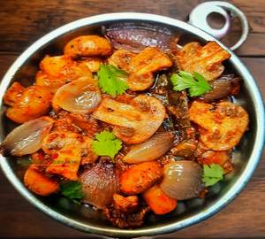 Mushroom Do Pyaza