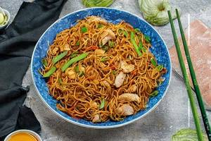 Chicken Hong kong Fried Noodles