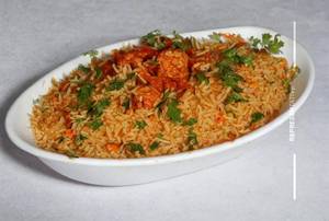 Schezwan Gobi Rice (Spicy)