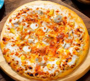 Corn Paneer Pizza Cold Drink Combo
