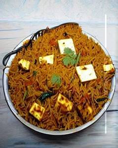 Schezwan Paneer Rice (Spicy)