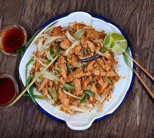 Phad Thai Chicken