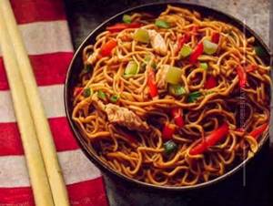 Schezwan Chicken Noodles