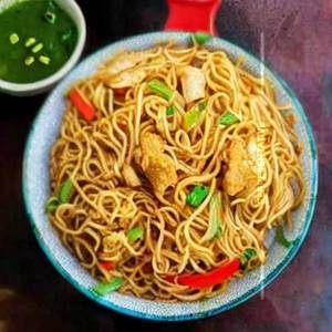 Chicken Singpuri Noodles