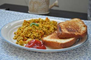 Bread Toast With Egg Bhurji