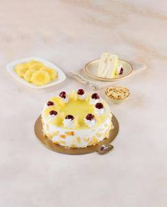 Eggless Pineapple Cream Cake (800 gms ( 219.18 Kcal)