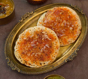 Onion Podi Uttapam - 2 Pcs