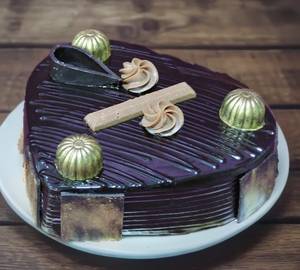 My love heart eggless cake [500 grams]