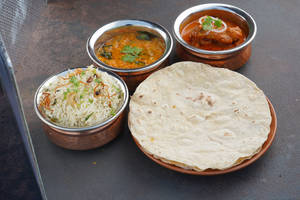 Mini Chicken Curry + Mini Rice + Dal + Phulka