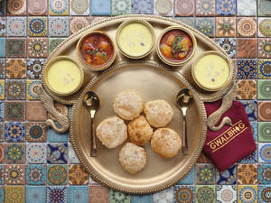 Basundi Poori Sabji Combo