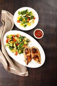 Grilled Chicken With Sauteed vegetable (72.8 Kcal)