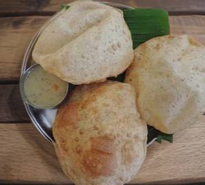 Puri Chuttni