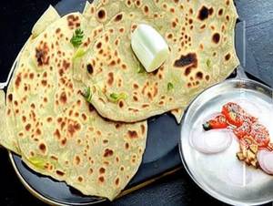 Hari Mirch Paratha