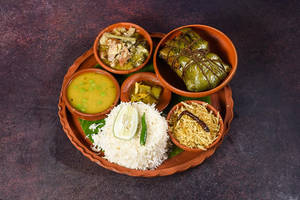 Bhetki Paturi Thali