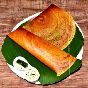 Cashew nut rava roast dosa