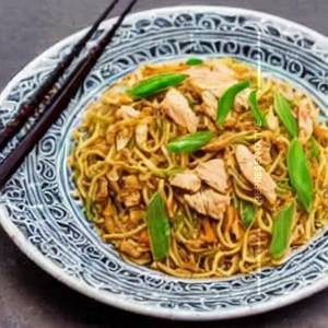 Chicken Chemi-Chang (Rice & Noodles)