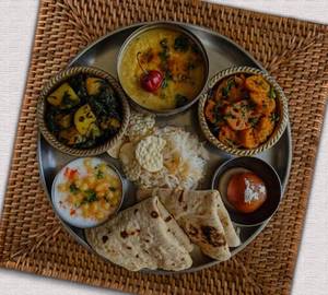 Mini Veg Thali