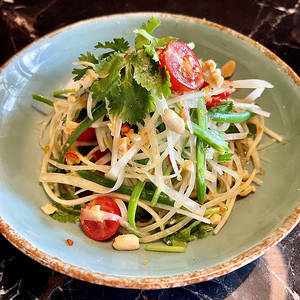 Som Tam Salad