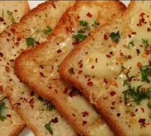 Toasted garlic bread butter 4 pieces
