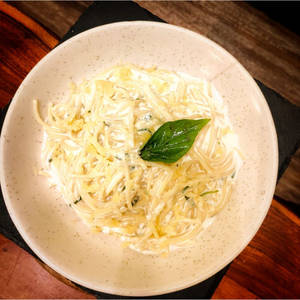 Spaghetti in White Sauce