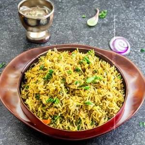 Nallampatti Nattu Kozhi Fried Rice (Little Spicy)