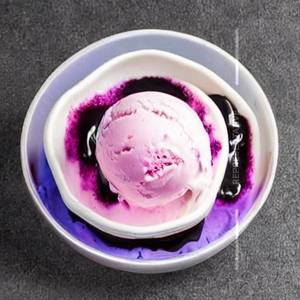 Black Current Ice Cream ( Tub )