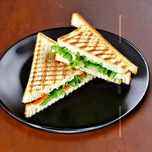Classic Veg Sandwich